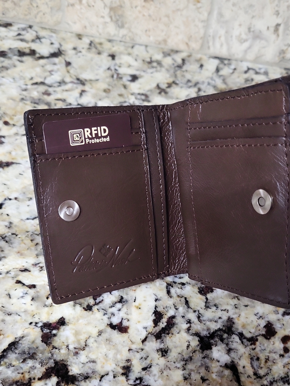 Patricia Nash Bark Leaves Lynette Wallet - Picture 11 of 14